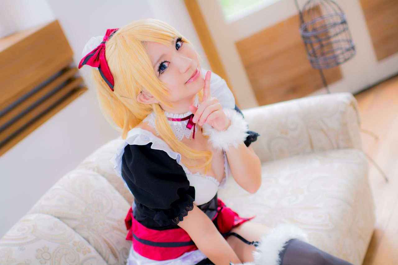 Eri Ayase  Cosplay By Satsuki Michiko