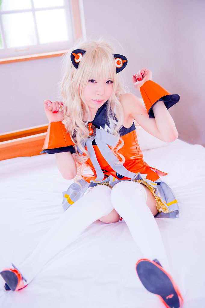 Seeu  By Aonyan