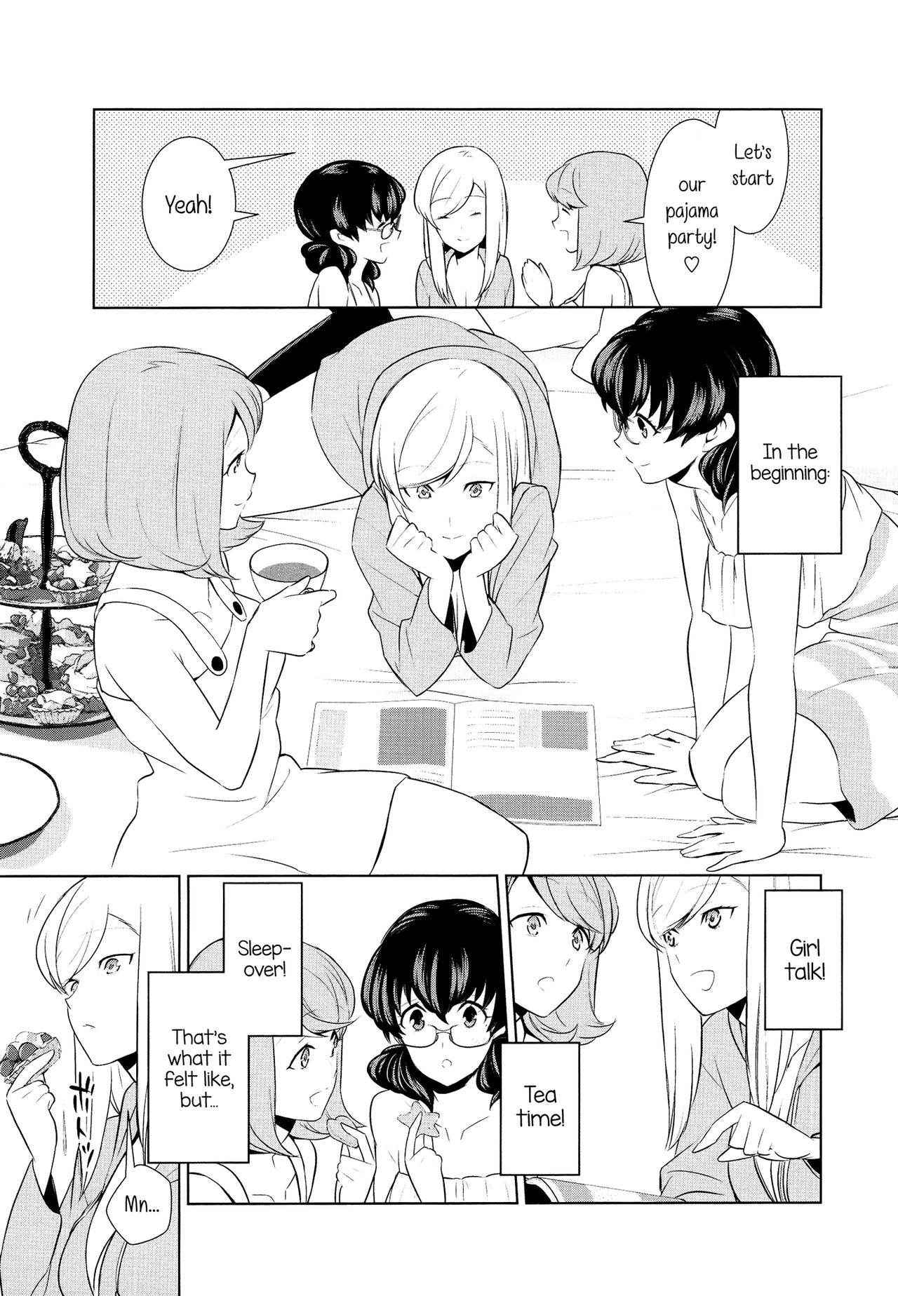 [Comaku] Is My Hobby Weird?: Pajama Party With Everyone [English] [Yuri-ism]